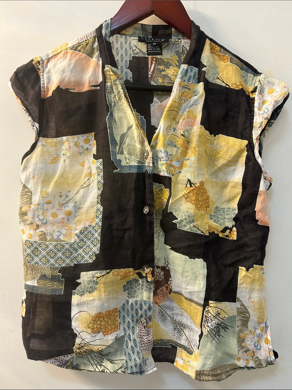 Citron Yellow & Black Asian Inspired Print Cap-Sleeve Top, Sz M
